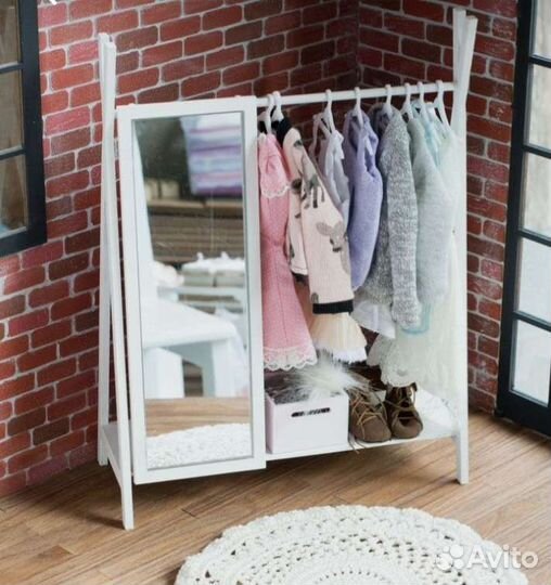 Детская вешалка