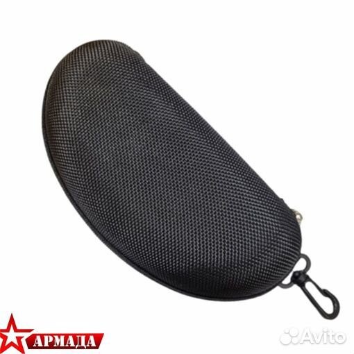 Чехол для очков жесткий с карабином черный