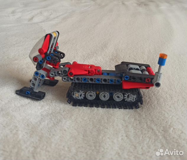 Lego Technic 42148 снегоуборщик