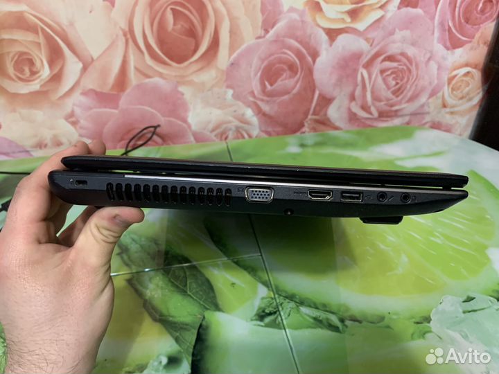 Ноутбук Acer 17.3 дюйма/i5-2430M/4Gb/Radeon