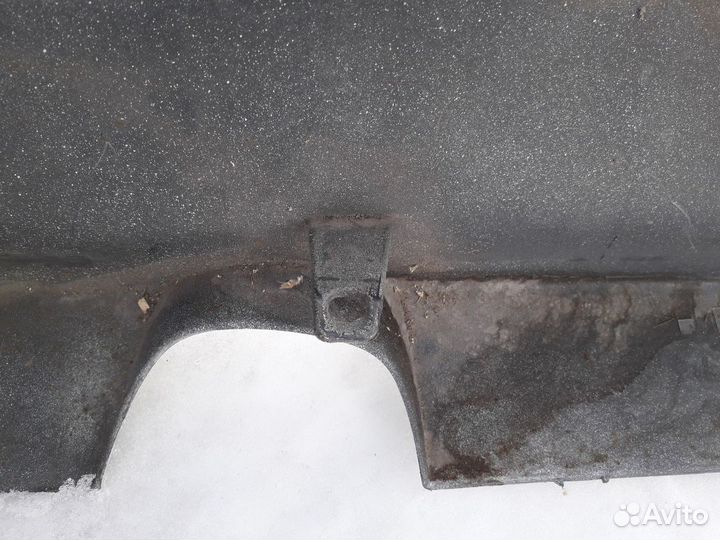 Бампер задний Mitsubishi Lancer Cedia