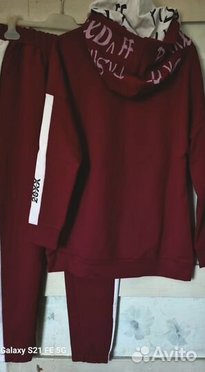 Спортивный костюм женский новый