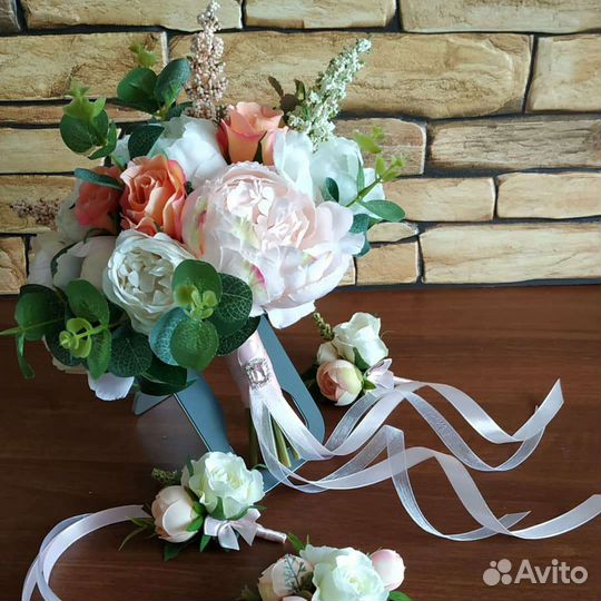 Букет невесты /гребень/бутоньерки