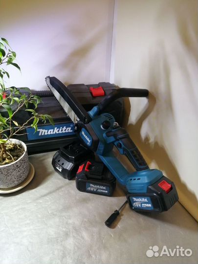 Аккамуляторная цепная пила makita 8+ подача масла