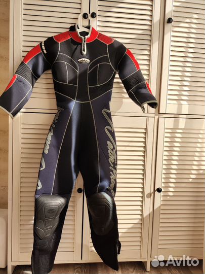 Гидрокостюм женский 7мм