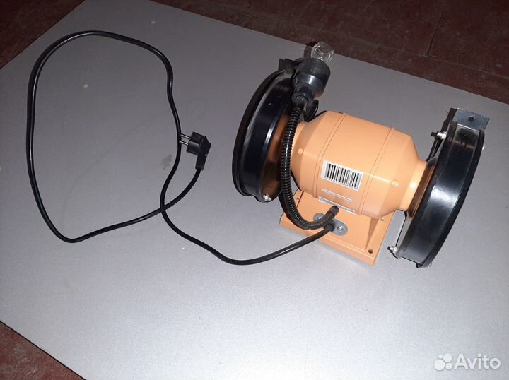 Точильный станок Вихрь тс-200