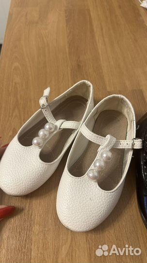 Туфли нарядные две пары