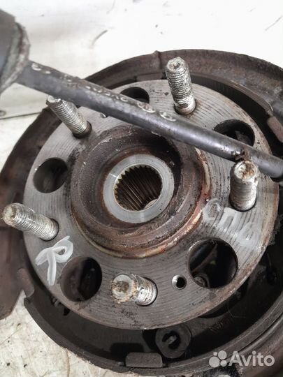 Кулак поворотный задний правый Kia Sportage 3