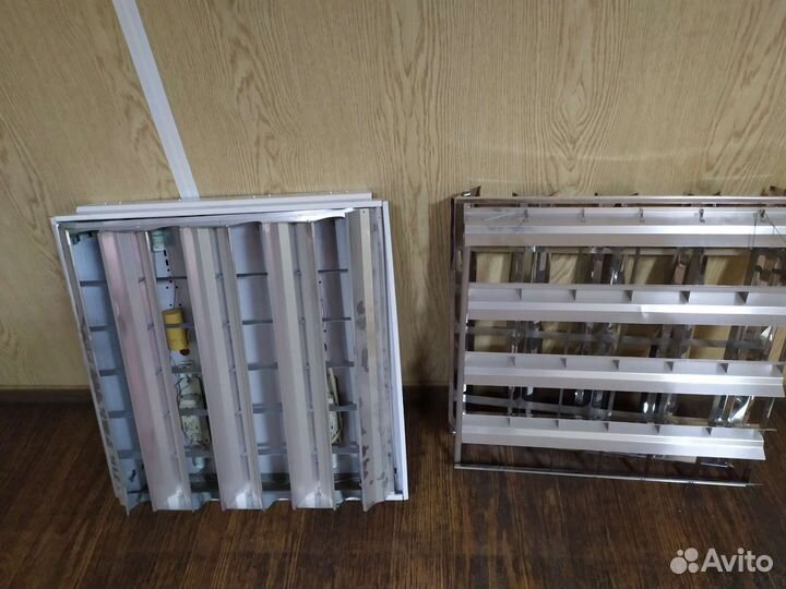 Светильник потолочный встраиваемый