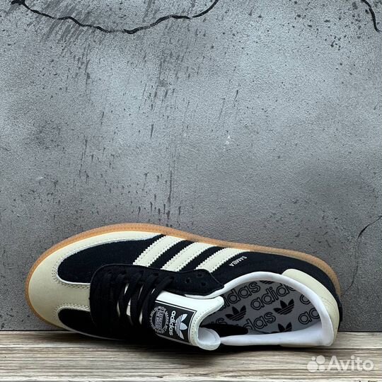 Adidas Samba og Black Wonder White