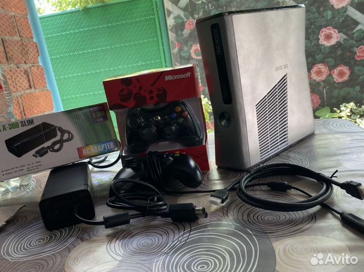 Xbox 360 slim freeboot 250gb