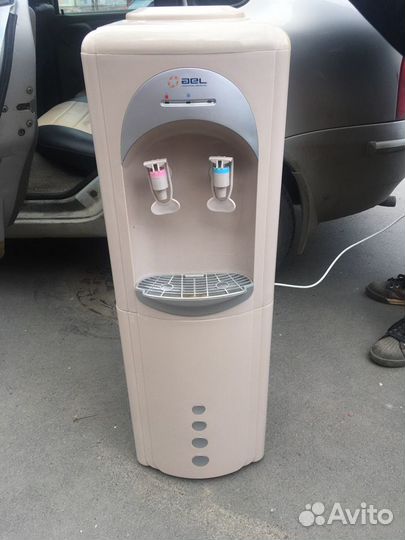 Куллер для воды