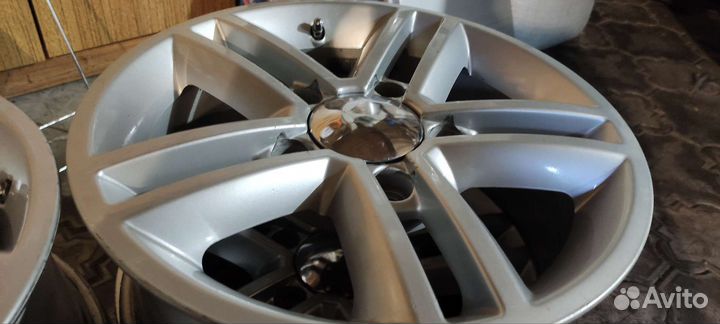 Диски литые Киа Соренто