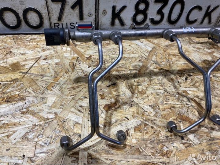 Топливная рампа Bmw X5 E70 3.0 2011