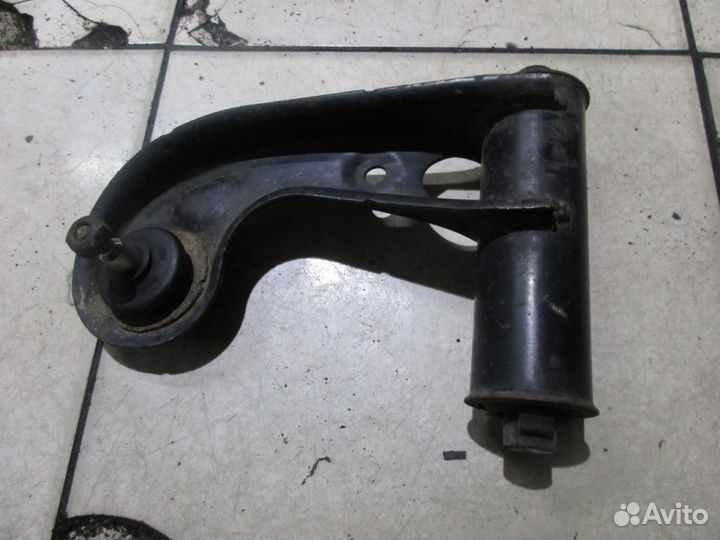 Рычаг передний верхний w210 E-class