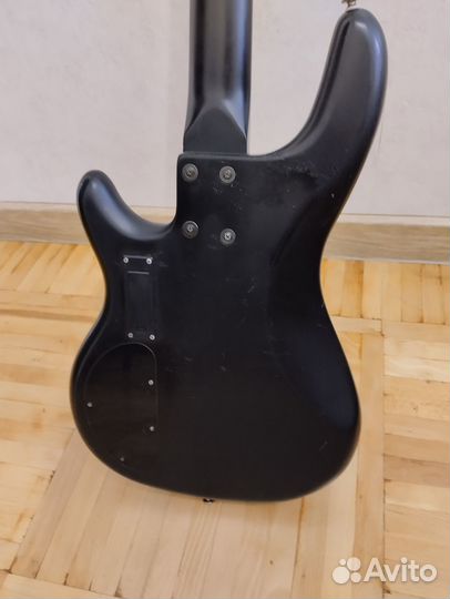 Бас гитара Daisy Rock