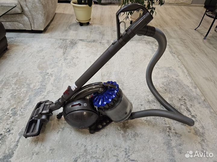 Пылесос dyson DC 41C
