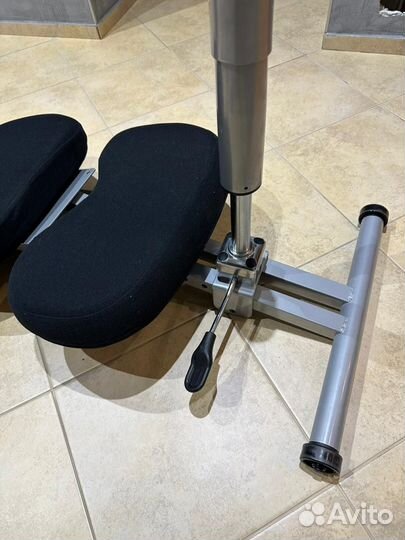 Коленный стул smartstool