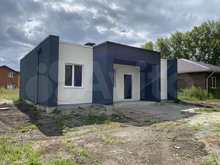 Коттедж 108 м² на участке 7,5 сот.