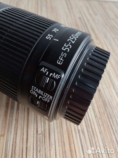 Объектив Canon EF-S 55-250 mm