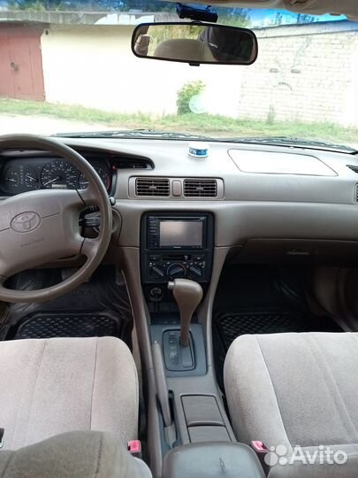 Toyota Camry 2.2 AT, 1999, 152 500 км