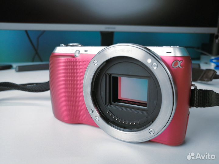 Sony Alpha NEX C3 + 50мм f2,8 + 2000mAh