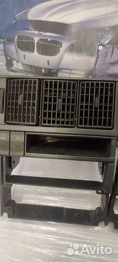 Центральная консоль Audi