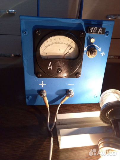 Зарядное устройство для автомобильного акб