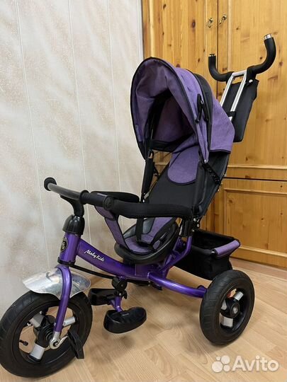Трехколесный велосипед с родительской ручкой