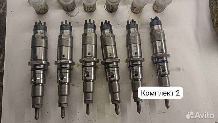Форсунка дизельная cummins 445120059/044512023 б/у