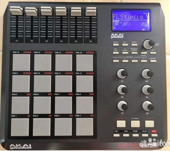Продам миди контроллер akai mpd26