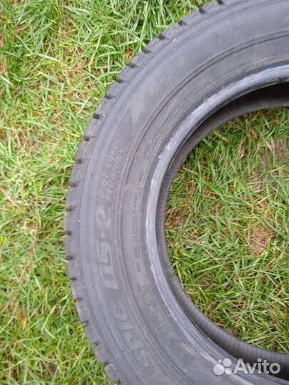 Dunlop Graspic DS2 215/60 R16