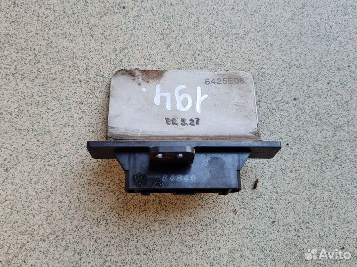 Реостат отопителя nissan primera P11