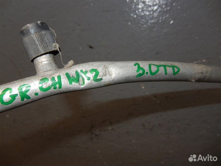 Трубка кондиционера Jeep Grand Cherokee WK2 2010