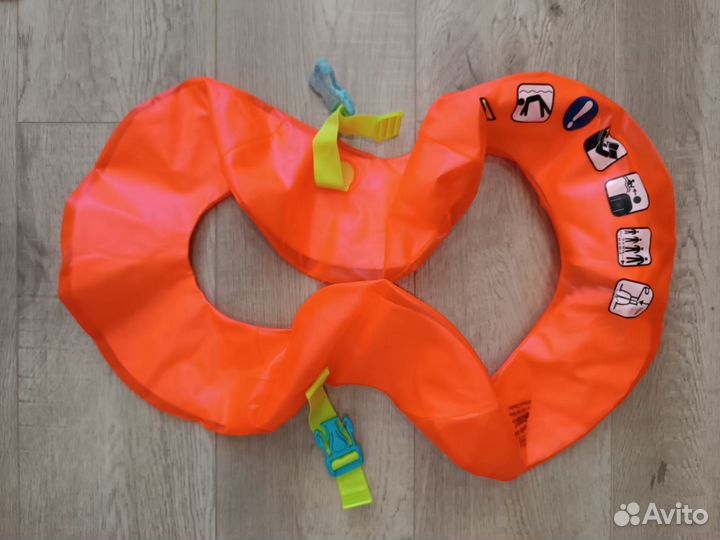 Decathlon жилет надувной для детей 18-30 кг