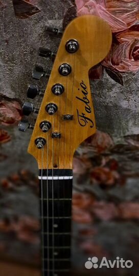 Электрогитара