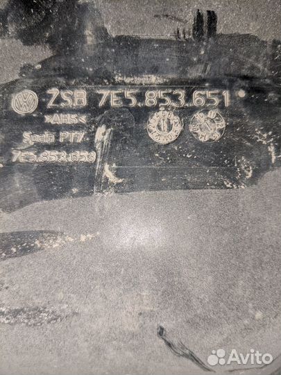 Решетка радиатора VW multivan T5 7e5853651npu