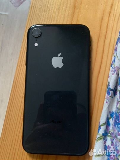 iPhone Xr, 64 ГБ