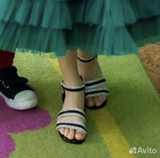 Босоножки для девочки