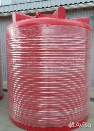 Пластиковая емкость на 10000 литров