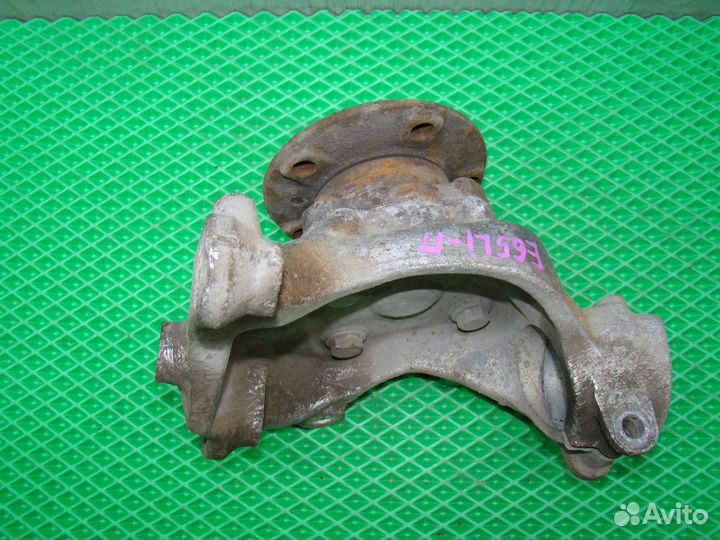 Поворотный кулак передний правый BMW 7 E65 бмв 7