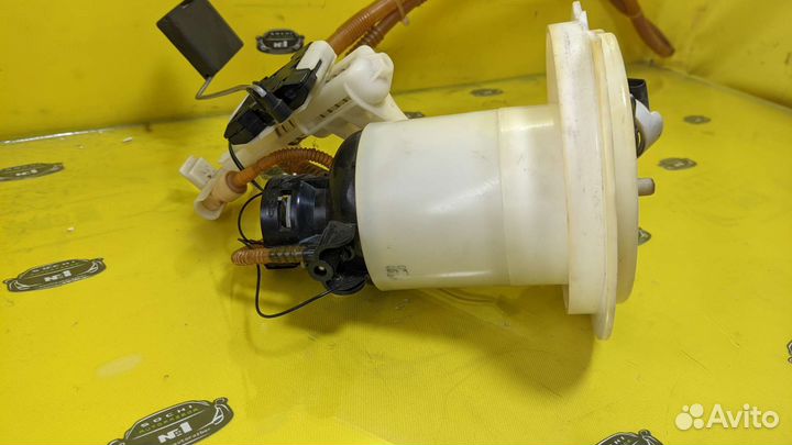 Насос топливный Mercedes C W204