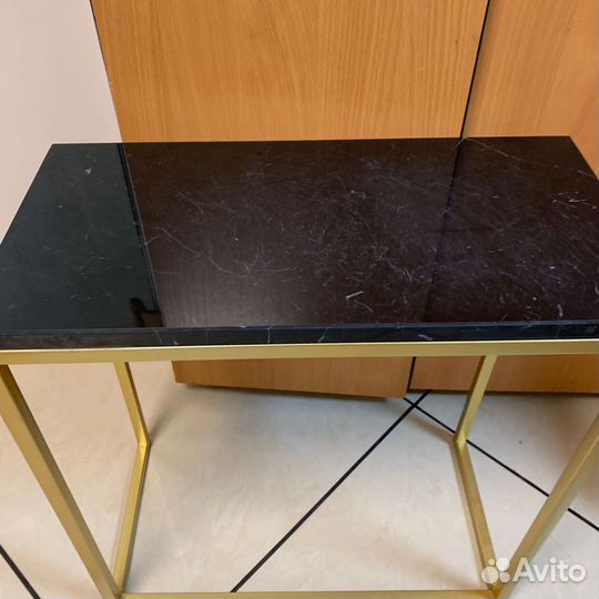 Подставка для аквариума с мраморной столешницей