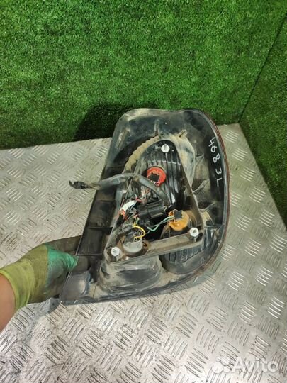 Фонарь KIA Carnival / Sedona (1998-2006)