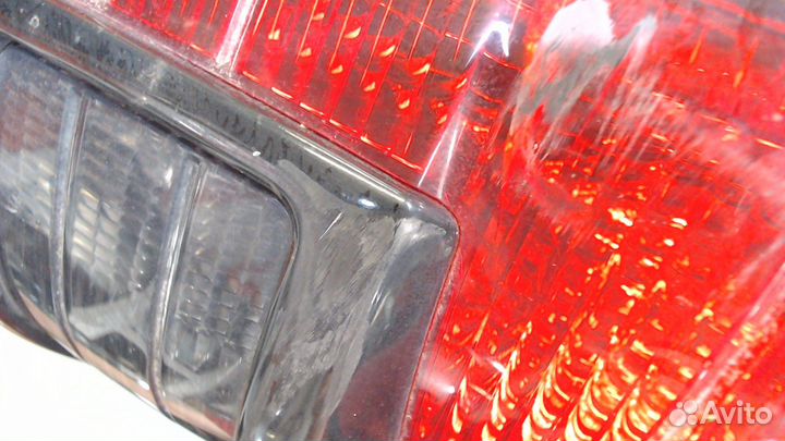 Фонарь (задний) Mitsubishi Pajero / Montero, 2002