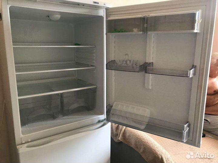 Холодильник атлант бу