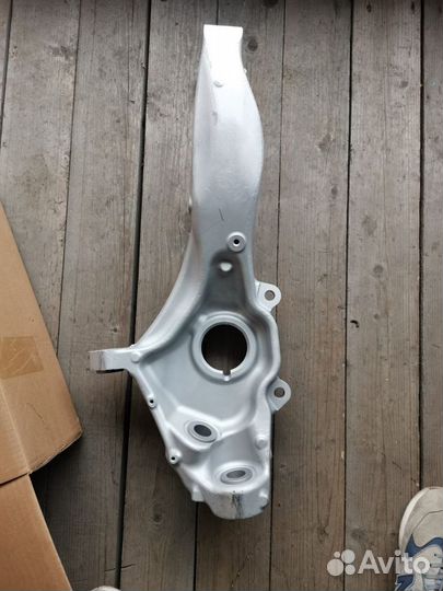 Кулак поворотный Range Rover L405 L494 новый ориги