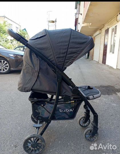 Прогулочная коляска