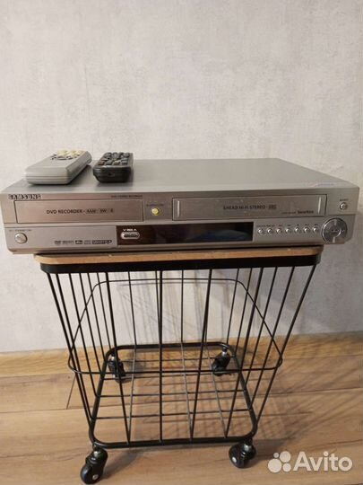 DVD рекордно samsung vr300e