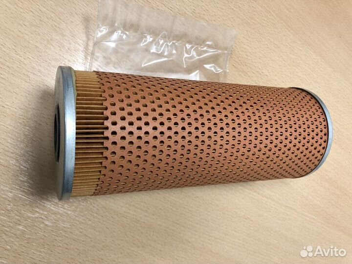 Фильтр масляный BMW E34 88-95 2.4D 11429064276